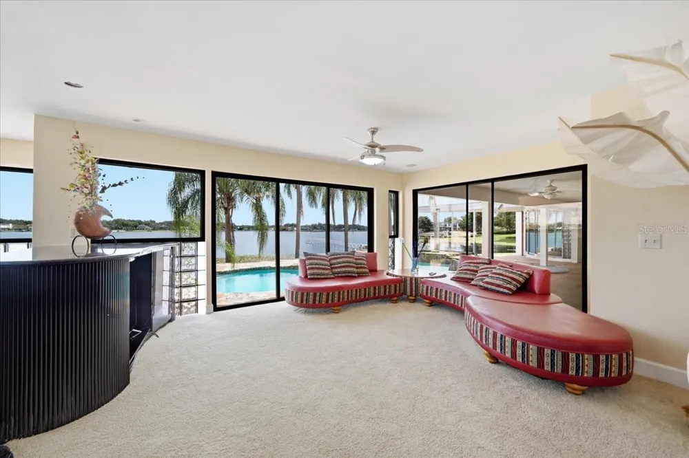 11609 CARROLLWOOD DRIVE Tampa, FL 33618