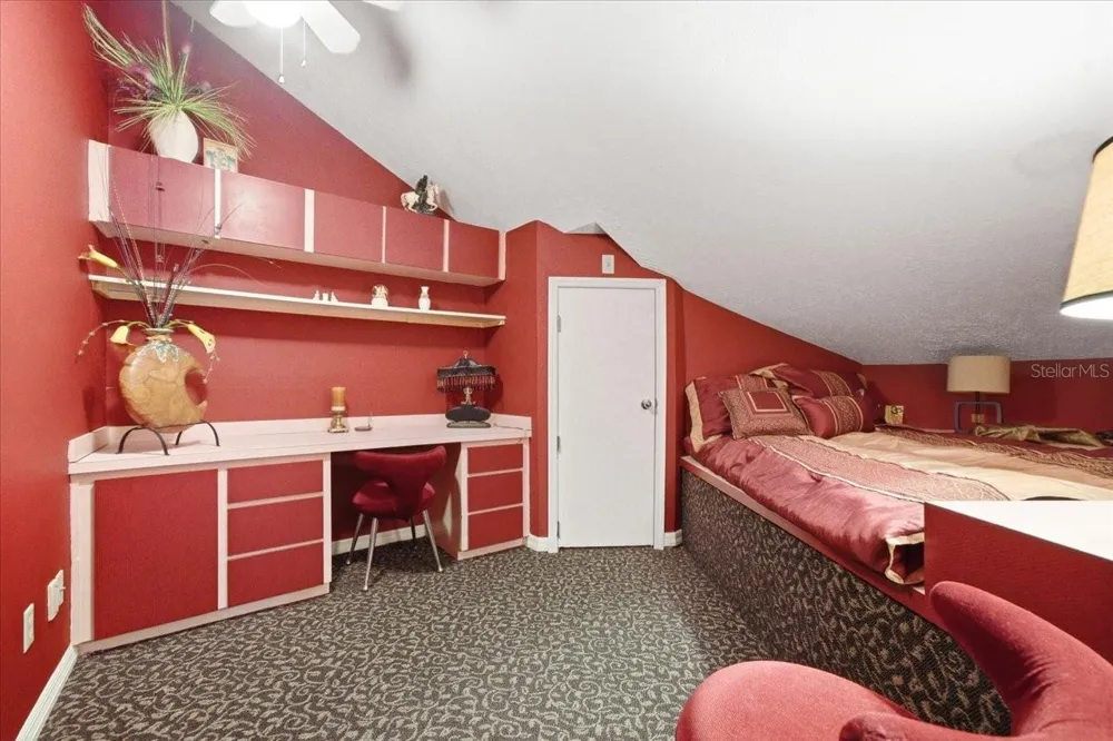 11609 CARROLLWOOD DRIVE Tampa, FL 33618