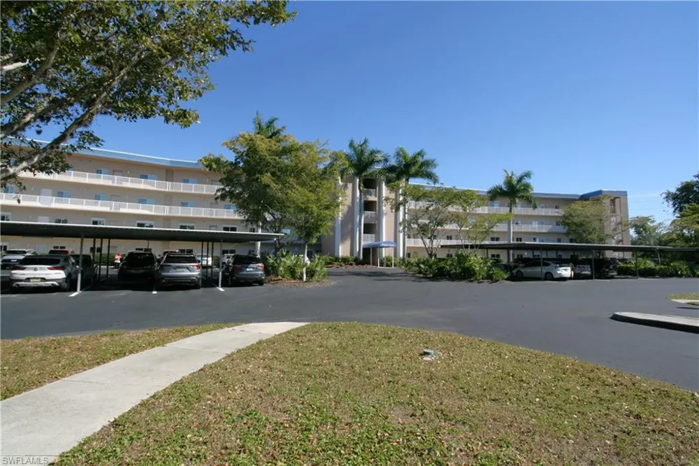 14931 Park Lake Drive #303 Fort Myers, FL 33919