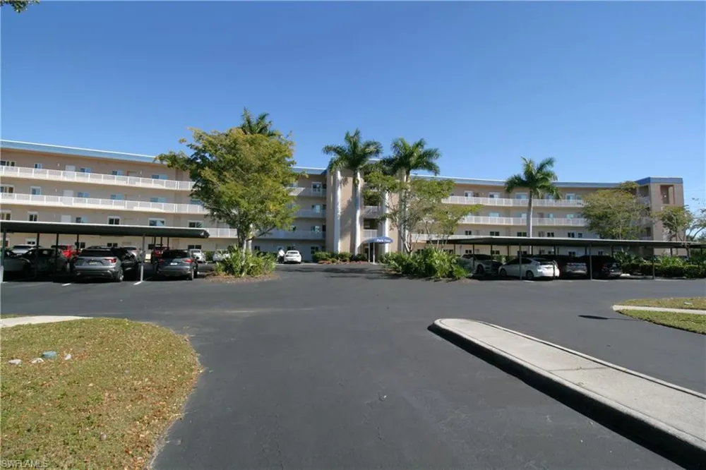 14931 Park Lake Drive #303 Fort Myers, FL 33919