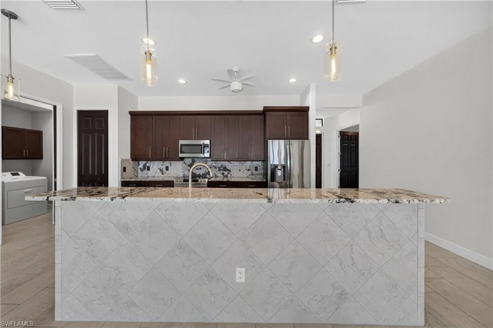 3331 NW 46th Avenue Cape Coral, FL 33993