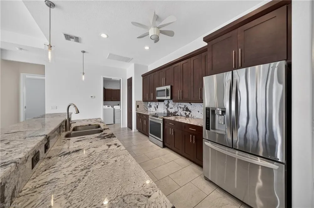 3331 NW 46th Avenue Cape Coral, FL 33993