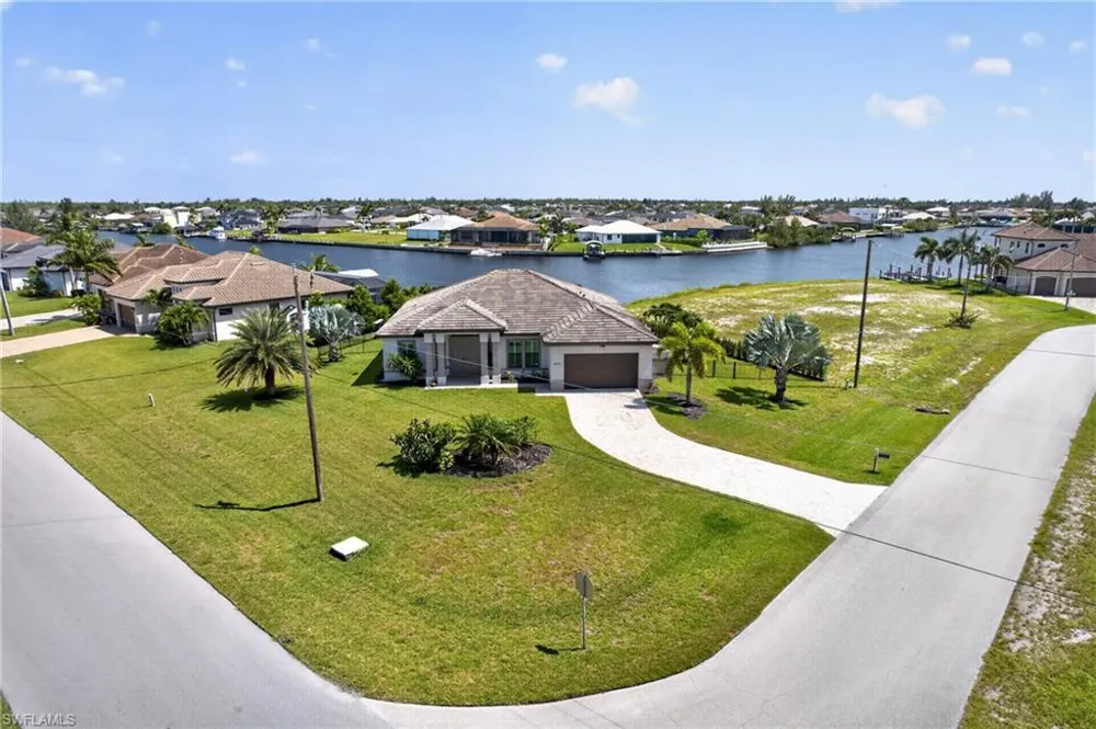 3331 NW 46th Avenue Cape Coral, FL 33993