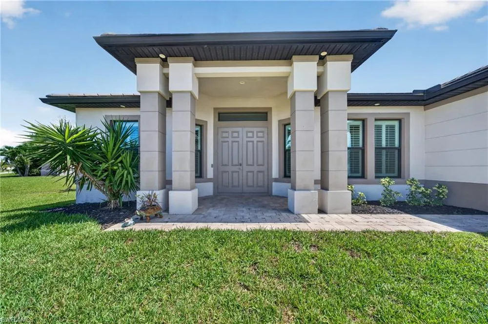 3331 NW 46th Avenue Cape Coral, FL 33993