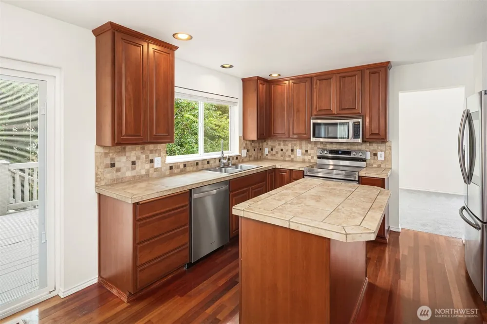 3402 20th Avenue Ct SE Puyallup, WA 98372