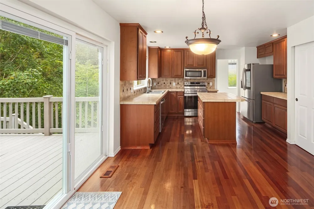 3402 20th Avenue Ct SE Puyallup, WA 98372