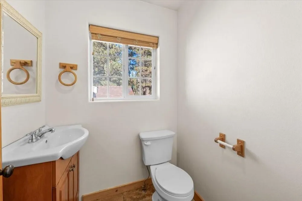 432 Chip-O-Wood Big Bear, CA 92315