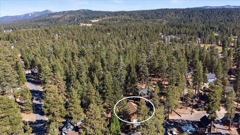 432 Chip-O-Wood Big Bear, CA 92315