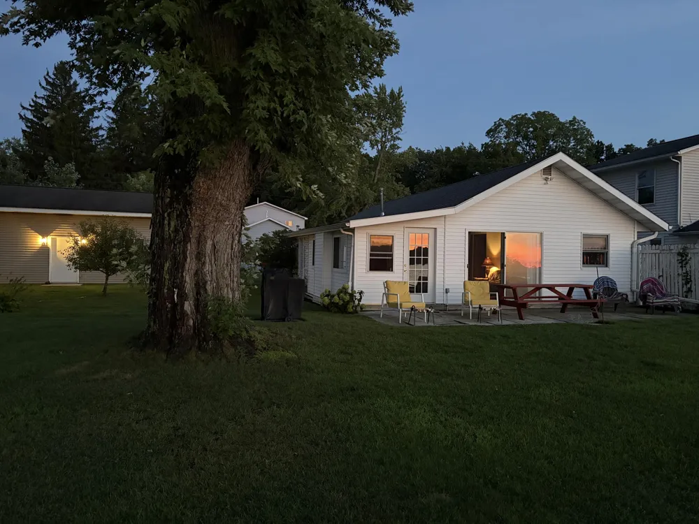 11334 E Shore Drive Delton, MI 49046