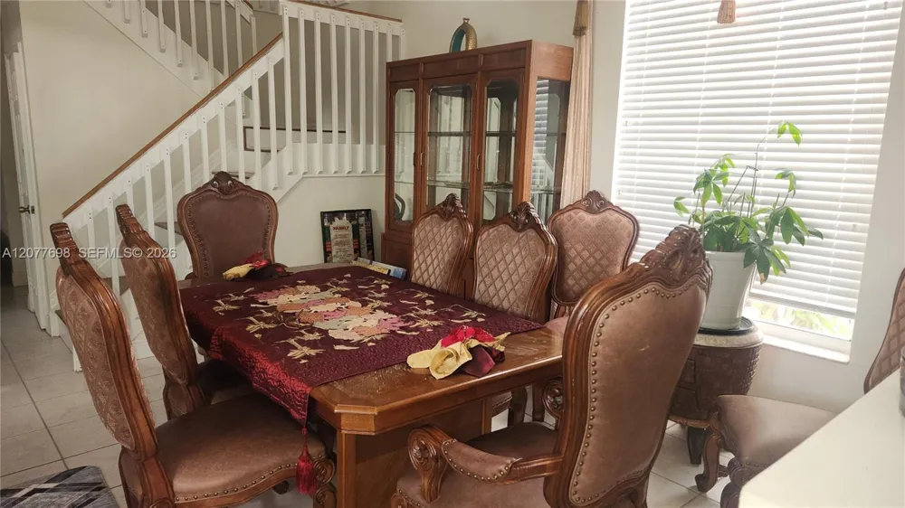 1055 NW 187th Ave Pembroke Pines, FL 33029