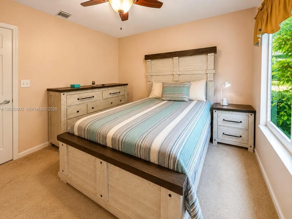 10411 NW 48th Mnr Coral Springs, FL 33076