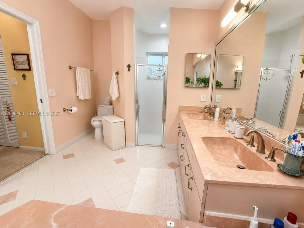 10411 NW 48th Mnr Coral Springs, FL 33076