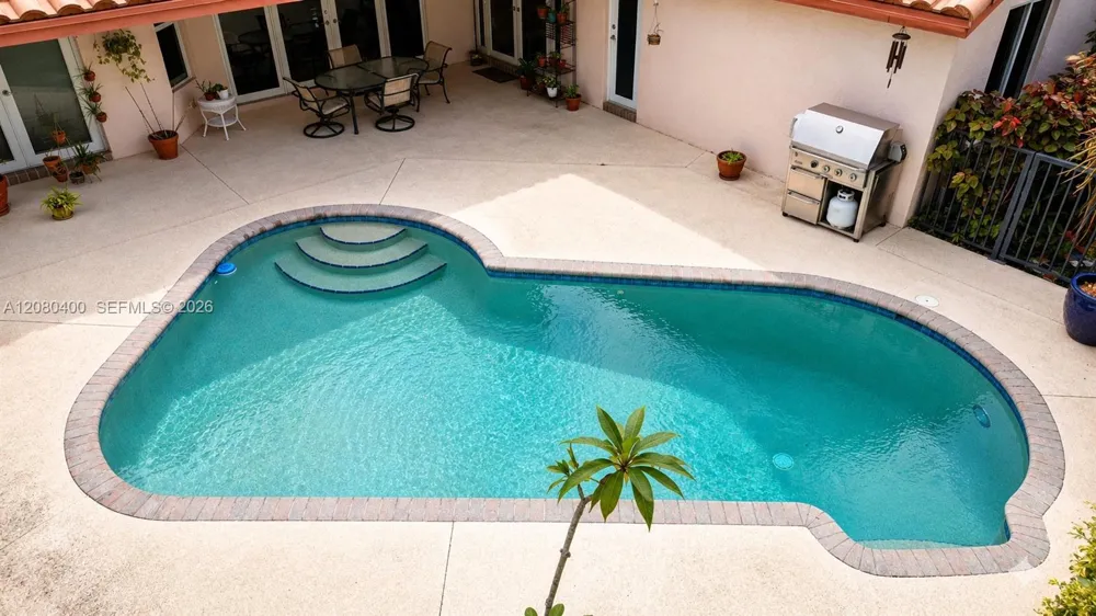 10411 NW 48th Mnr Coral Springs, FL 33076