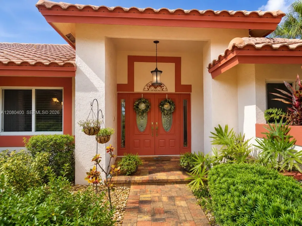 10411 NW 48th Mnr Coral Springs, FL 33076
