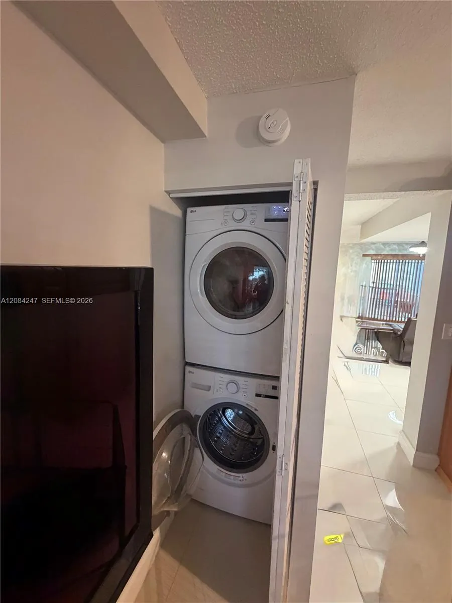 4417 W 11th Ave #43 Hialeah, FL 33012