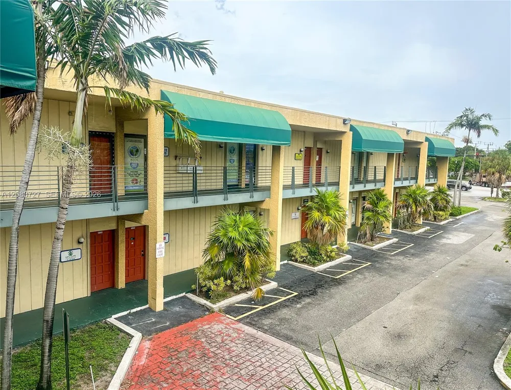 2331 State Road 7 #219 Lauderhill, FL 33313