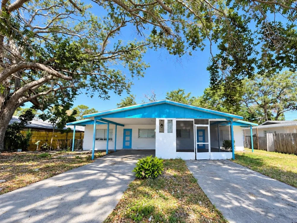 5014 & 5016 22ND STREET W Bradenton, FL 34207