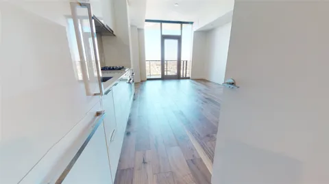 44 East Avenue #3804