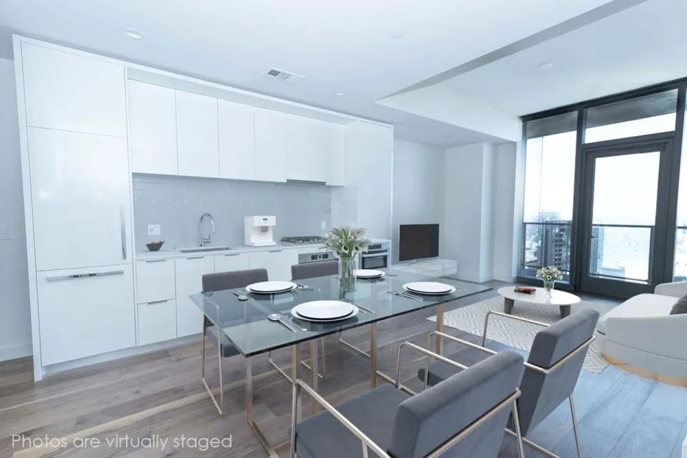 44 East Avenue #3804 Austin, TX 78701