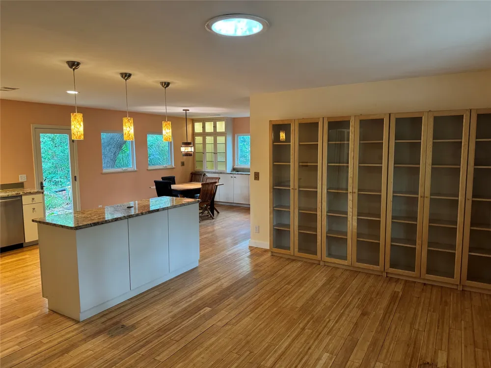 1111 W Oltorf Street Austin, TX 78704