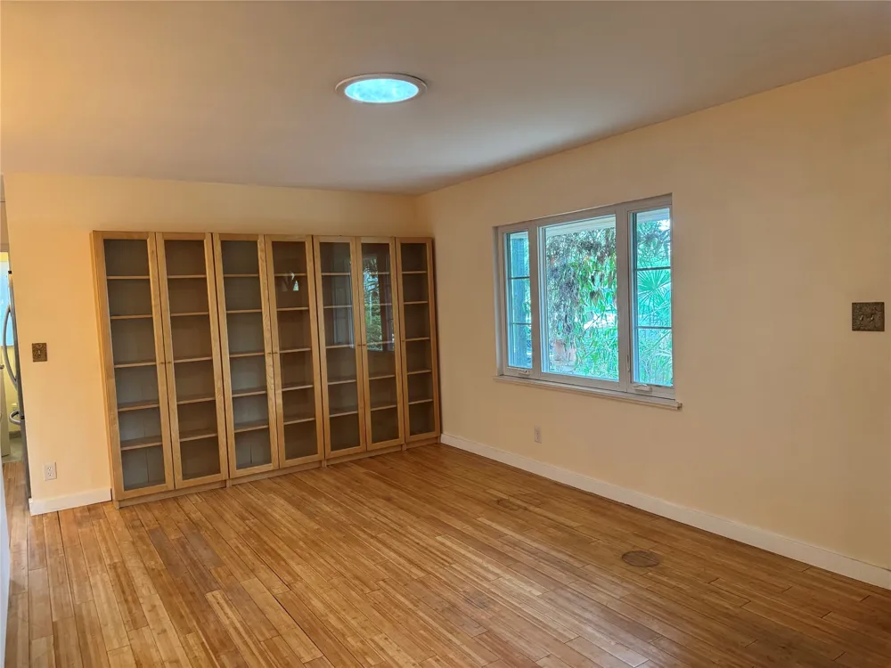 1111 W Oltorf Street Austin, TX 78704
