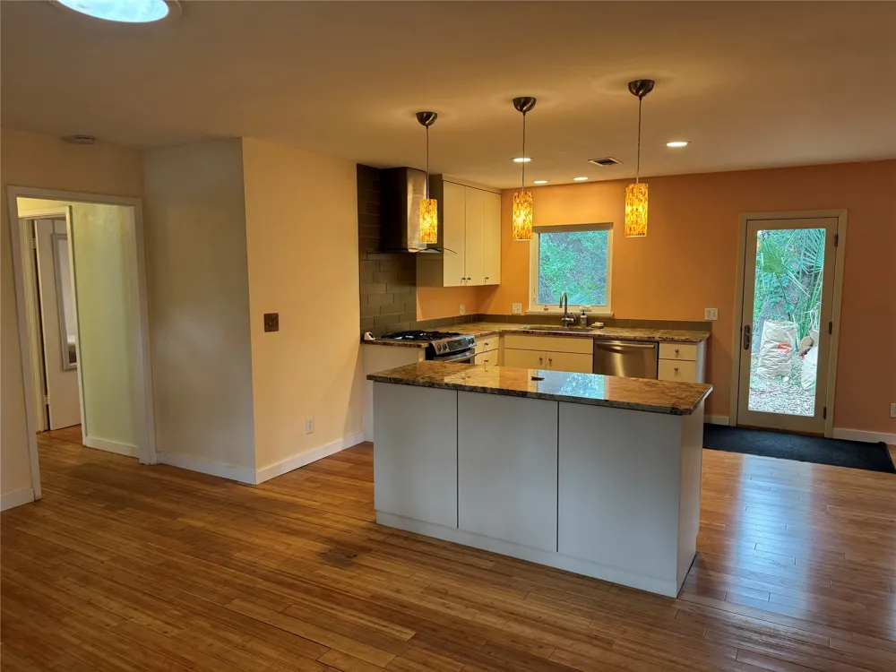 1111 W Oltorf Street Austin, TX 78704