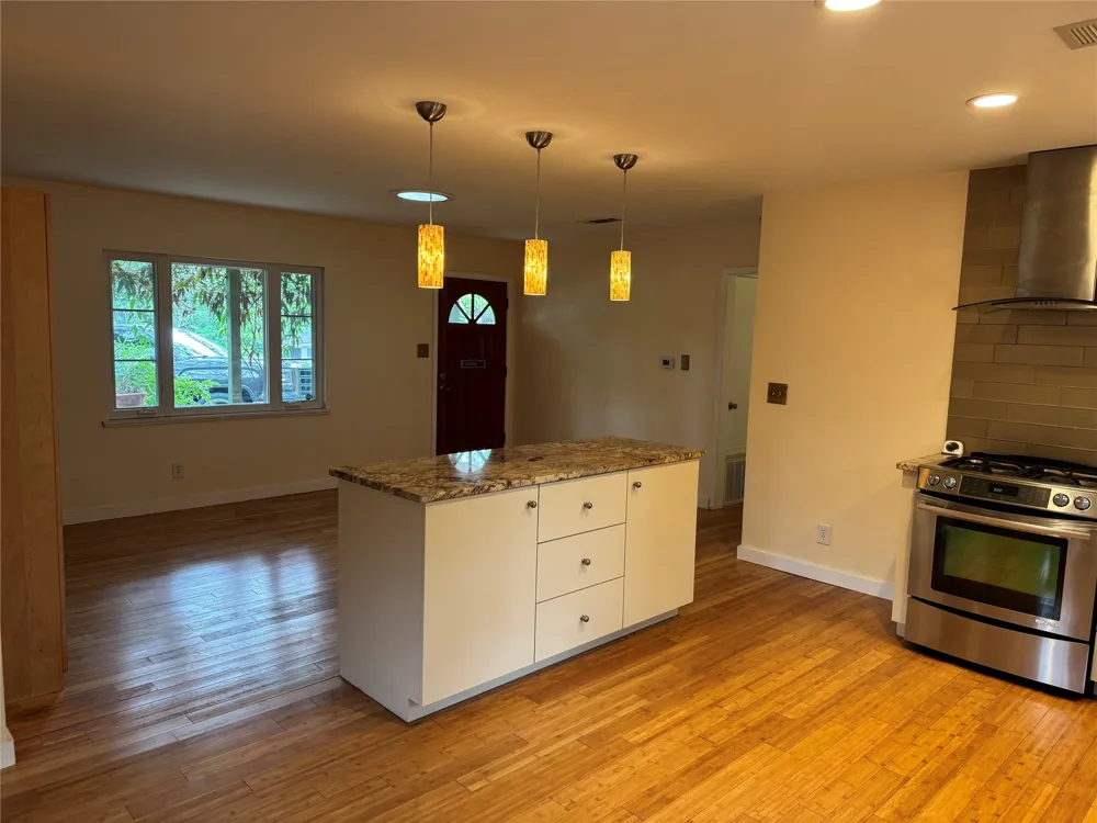 1111 W Oltorf Street Austin, TX 78704