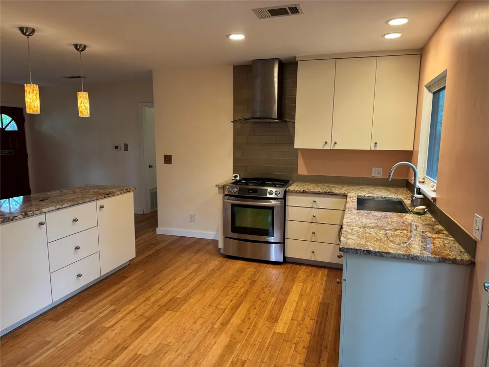 1111 W Oltorf Street Austin, TX 78704