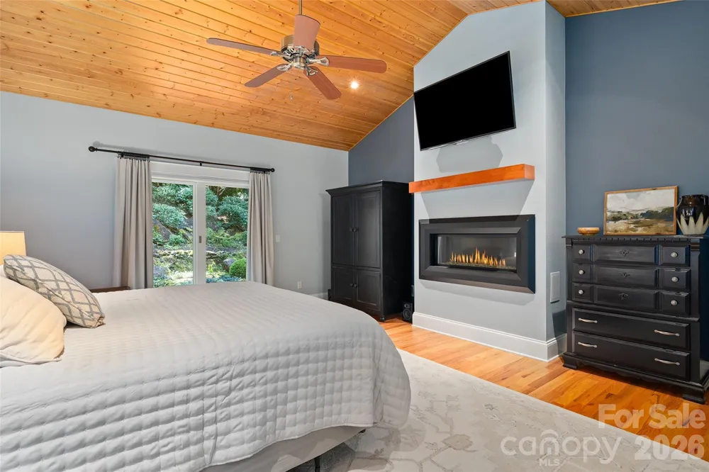 330 Sanctuary Drive Waynesville, NC 28786