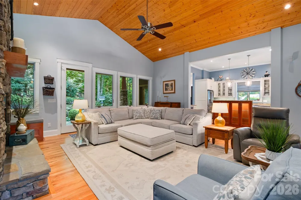 330 Sanctuary Drive Waynesville, NC 28786