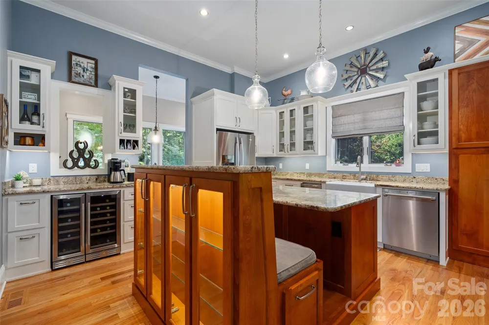 330 Sanctuary Drive Waynesville, NC 28786