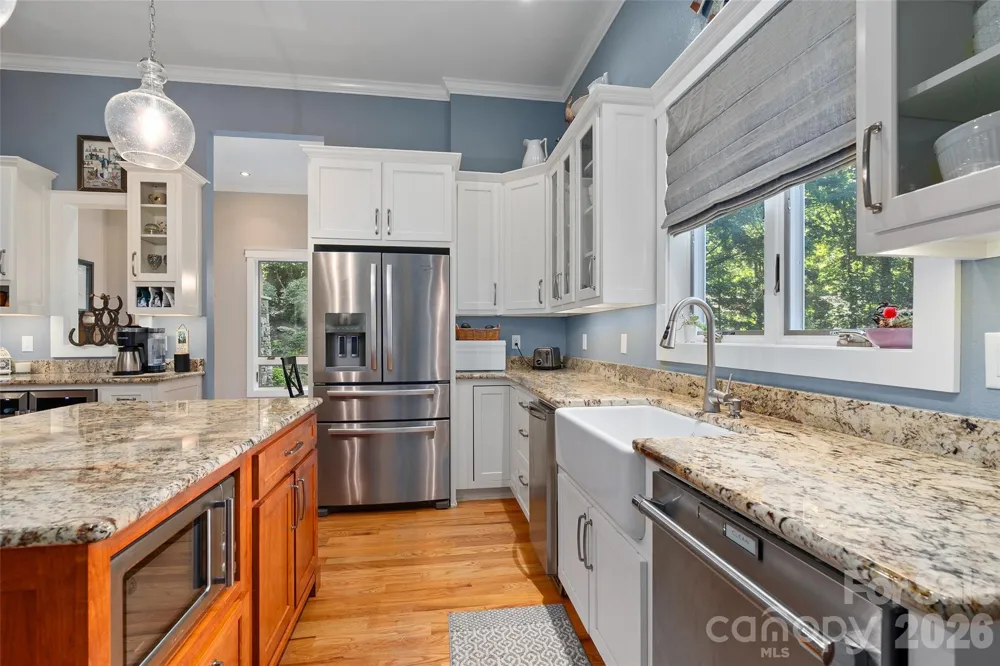 330 Sanctuary Drive Waynesville, NC 28786