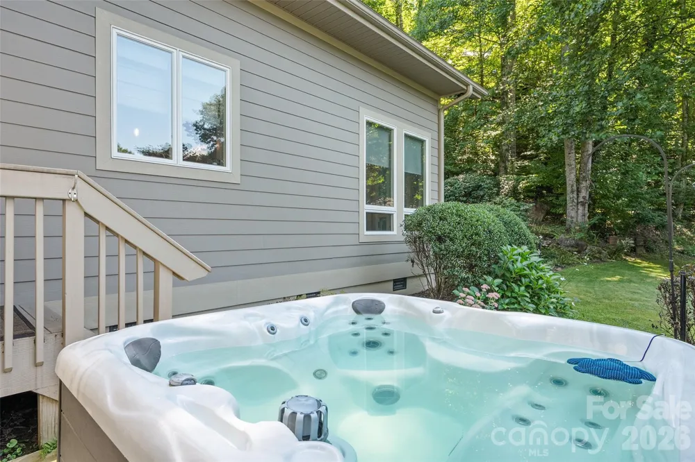 330 Sanctuary Drive Waynesville, NC 28786