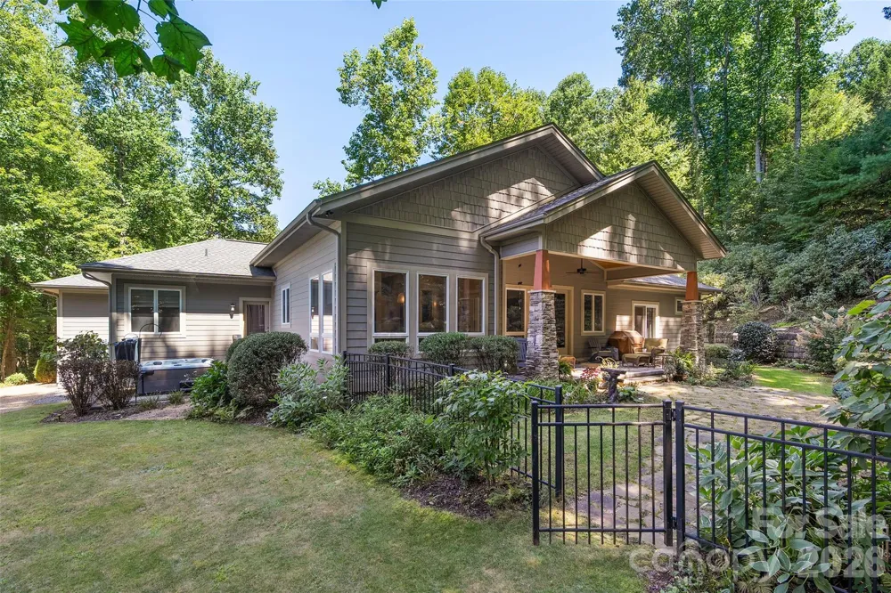 330 Sanctuary Drive Waynesville, NC 28786