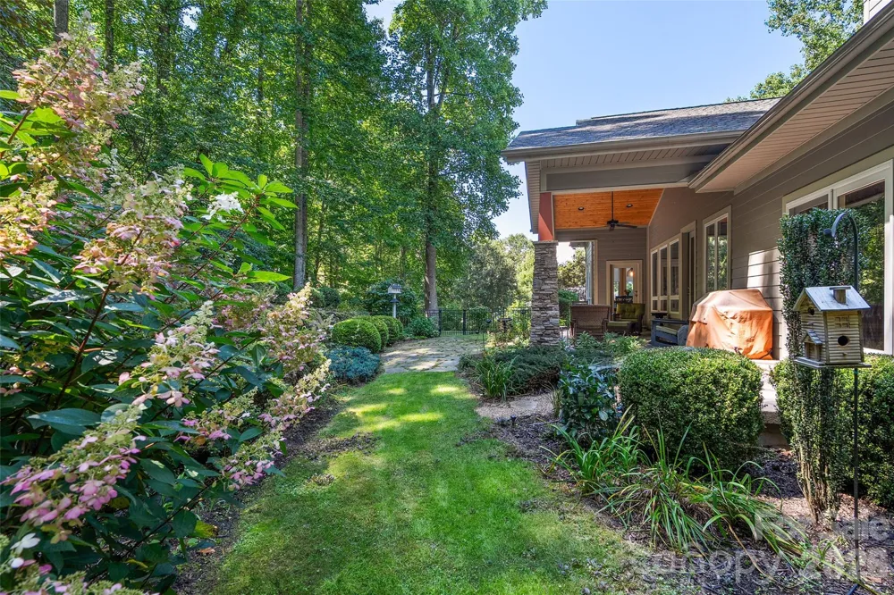 330 Sanctuary Drive Waynesville, NC 28786