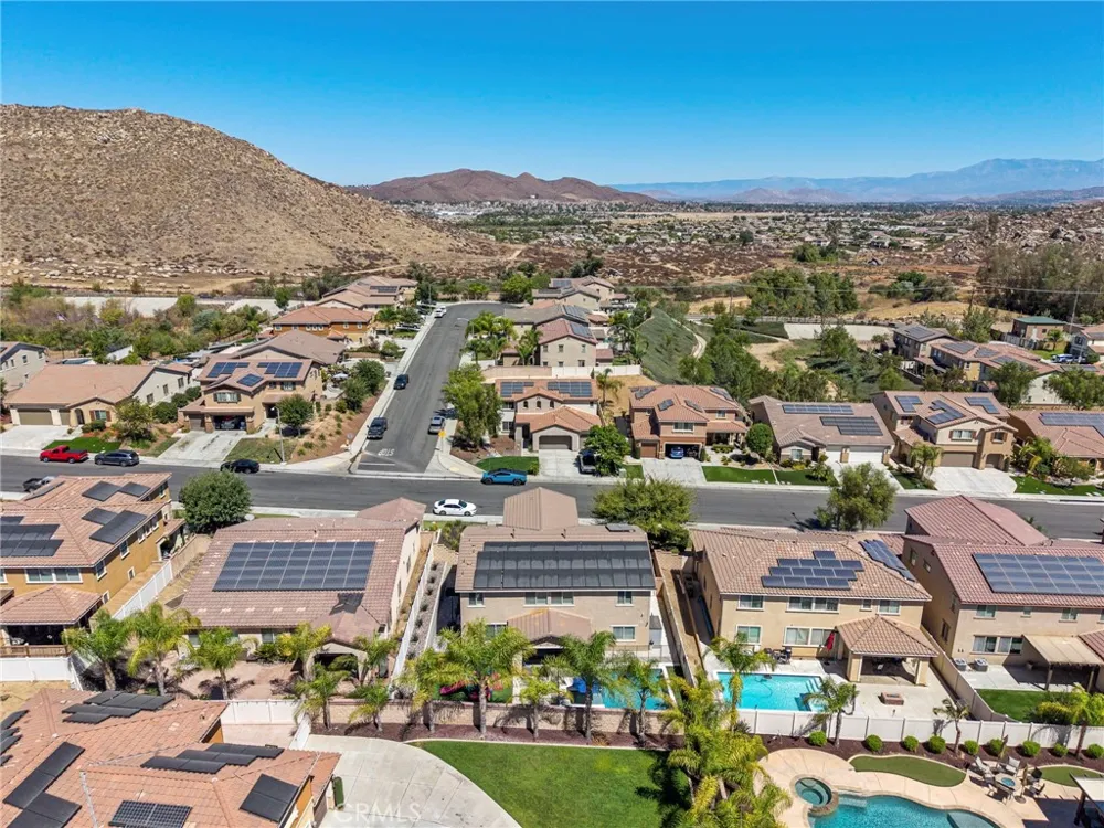 36573 Geranium Drive Lake Elsinore, CA 92532