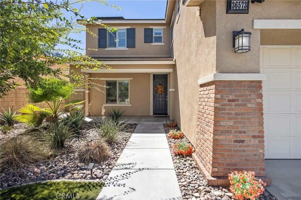 36573 Geranium Drive Lake Elsinore, CA 92532