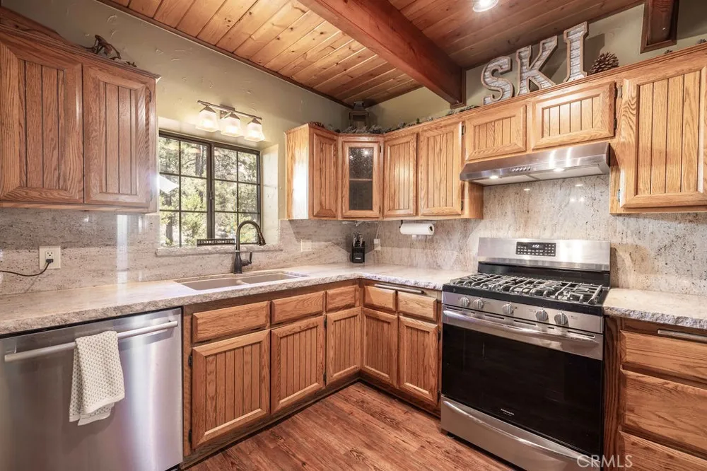 1128 Gold Mountain Drive Big Bear City, CA 92314