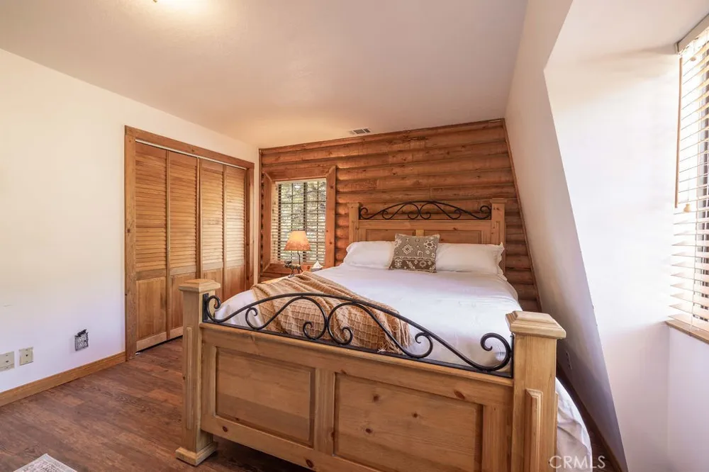 1128 Gold Mountain Drive Big Bear City, CA 92314