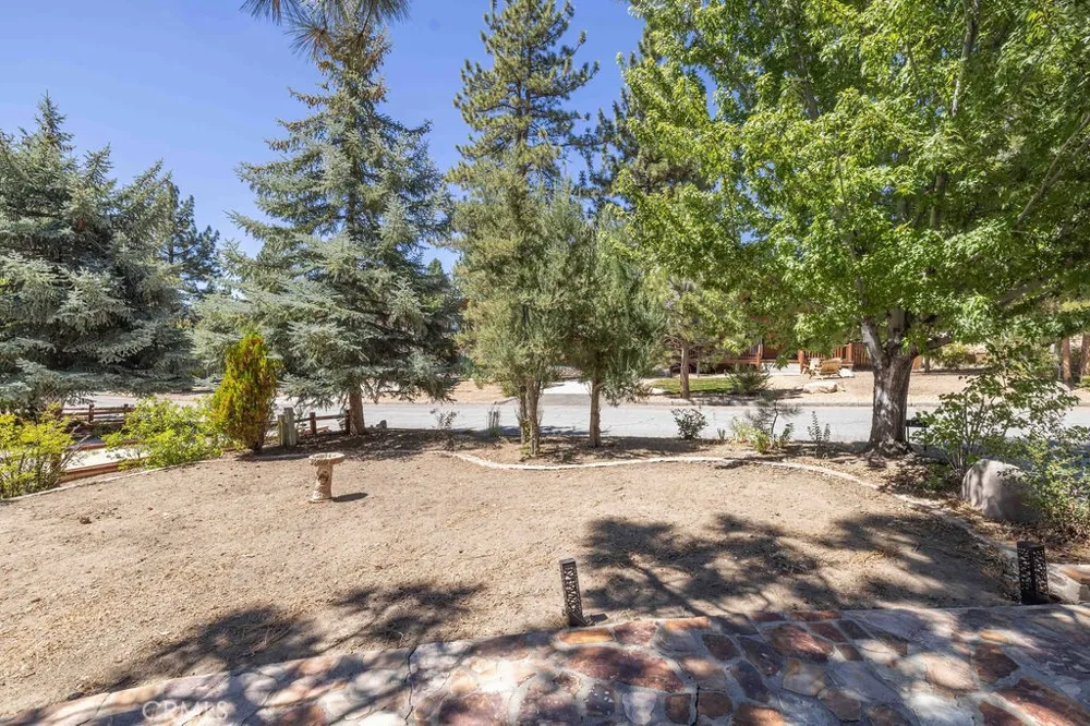 1128 Gold Mountain Drive Big Bear City, CA 92314