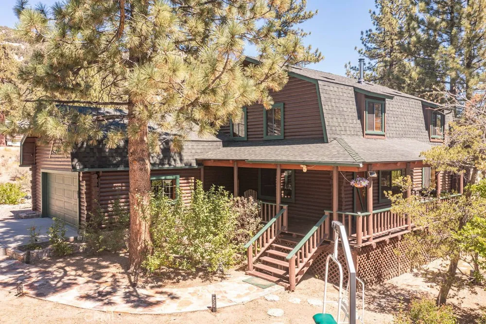 1128 Gold Mountain Drive Big Bear City, CA 92314