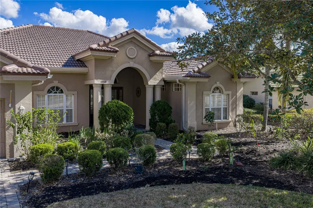 12518 LAKE JOVITA BOULEVARD Dade City, FL 33525