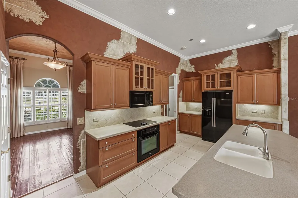 12518 LAKE JOVITA BOULEVARD Dade City, FL 33525