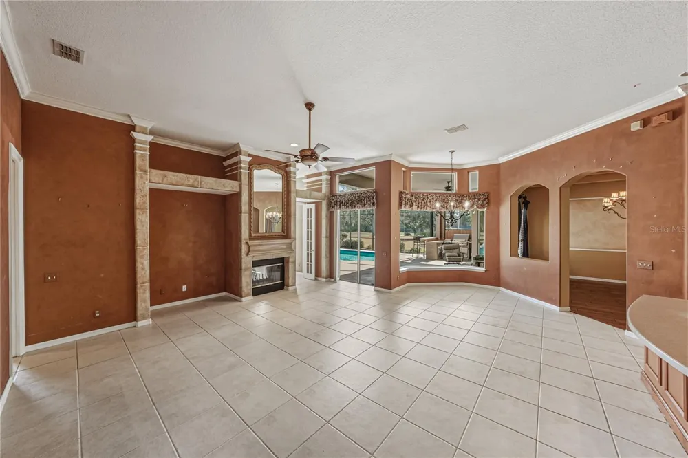 12518 LAKE JOVITA BOULEVARD Dade City, FL 33525