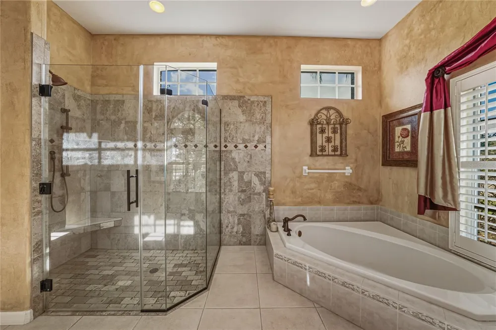 12518 LAKE JOVITA BOULEVARD Dade City, FL 33525