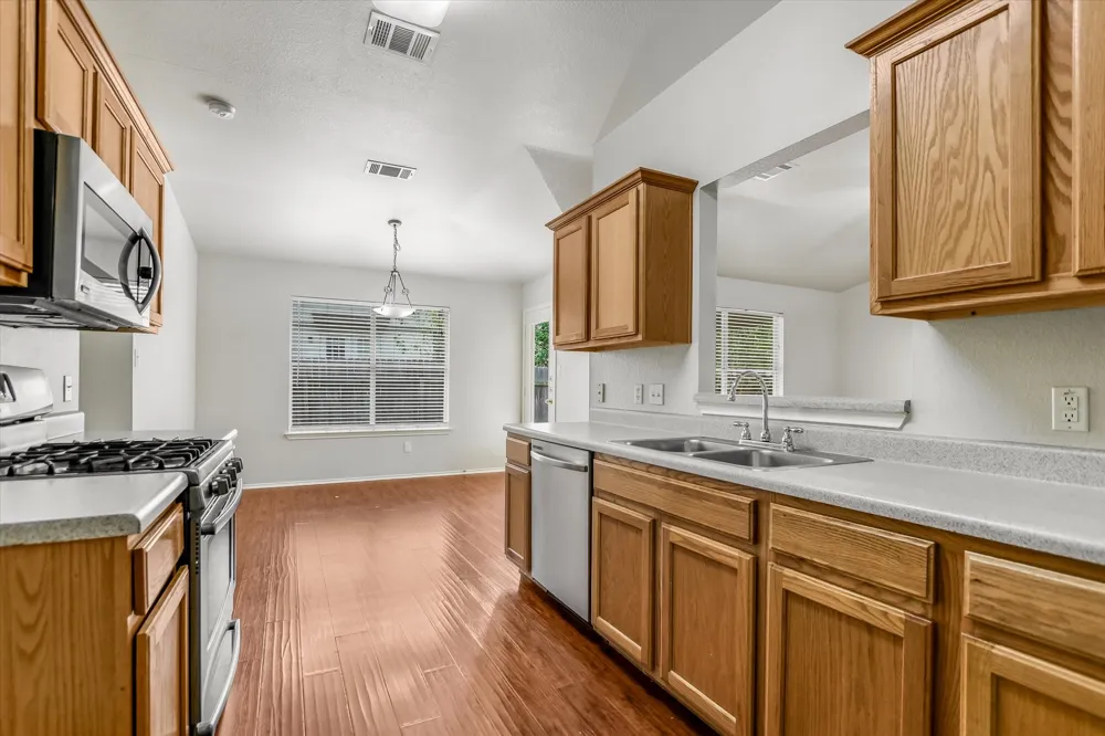 2334 VERNELL WAY Round Rock, TX 78664