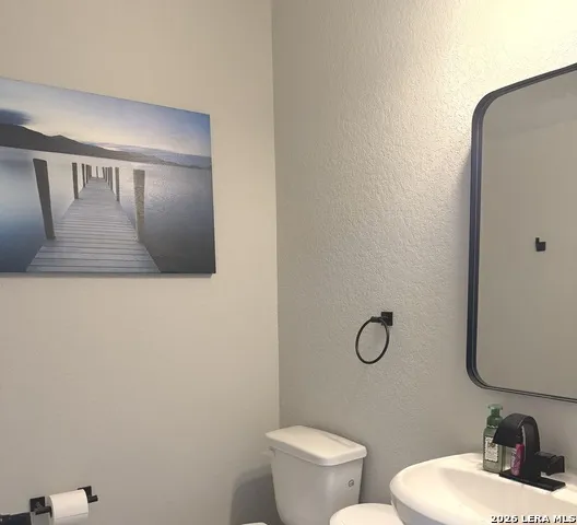4811 Belgravia Park Converse, TX 78109