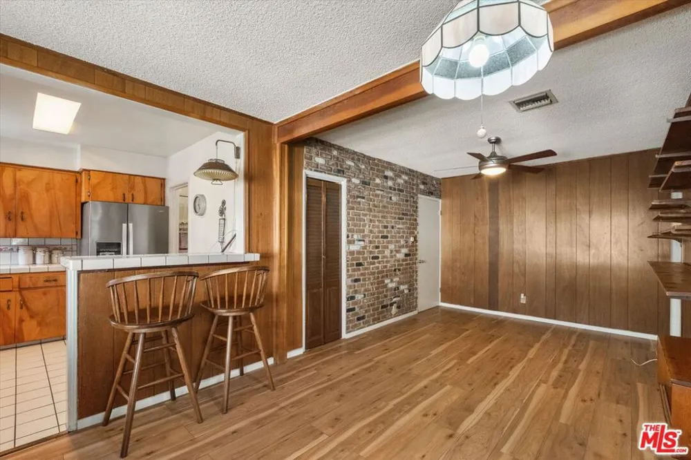 2124 W 112th Street Los Angeles, CA 90047