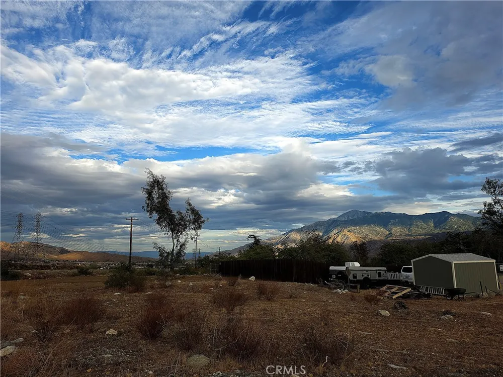 295 Summit Drive Banning, CA 92220