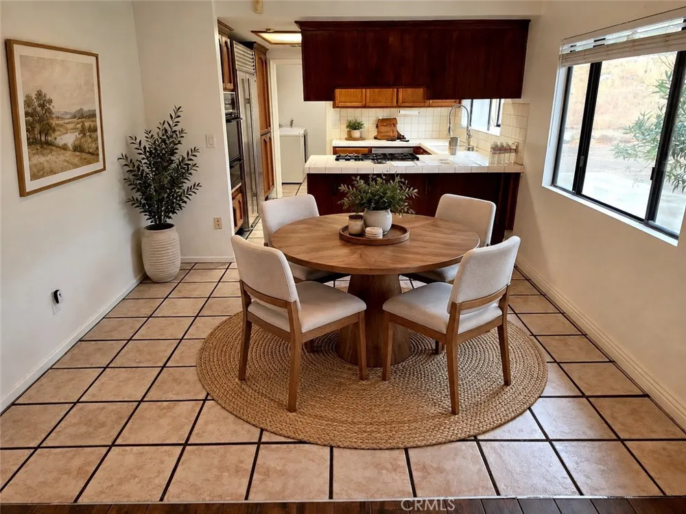 295 Summit Drive Banning, CA 92220